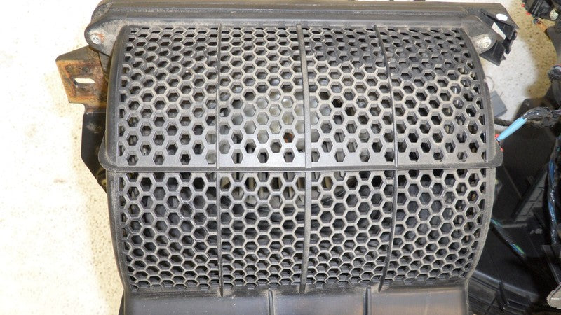 68031975AA 2008-2010 Dodge Grand Caravan Passenger RH HVAC Unit Case Used 68031975AA 