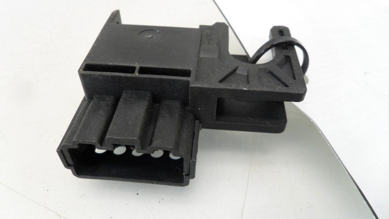 F87B13480AB 1999-2010 Lincoln Town Car Brake Light Switch Used F87B13480AB OEM