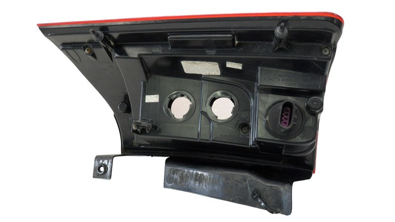 5182535AF 2011-2016 Chrysler Town &amp; Country FR Tail Light Assembly Used 5182535AF OEM