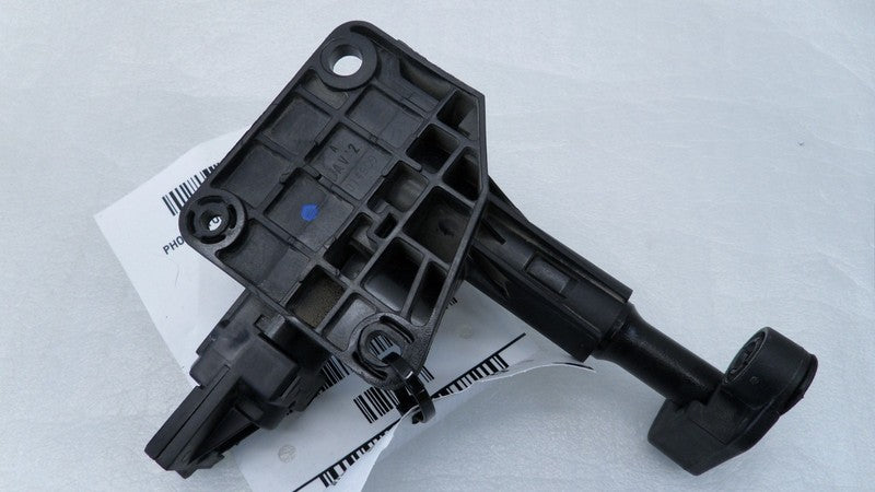 04717607AC 2011-13 Chrysler Town &amp; Country FL Quarter Window Motor Used 04717607AC OEM