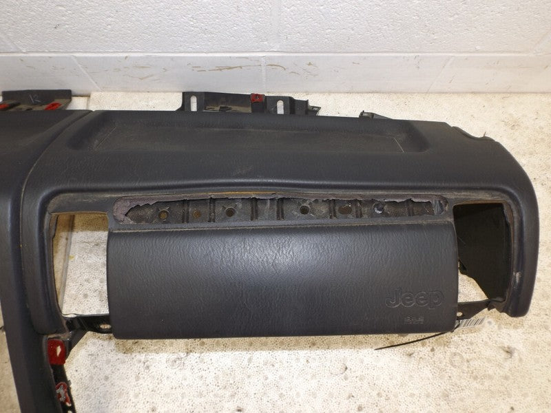 UC241K9AB 1999-2004 Jeep Grand Cherokee Dashboard Assembly Used OEM 55116275AB