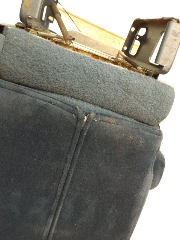 202-0000 1988-1994 GMC K1500 Suburban Front Right Seat Assembly Blue (WEAR SEE PHOTOS)