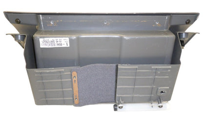 SW779505 2004-2006 Hyundai Santa Fe Glove Box W/ Housing Used SW779505 OEM