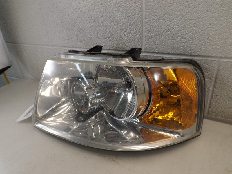 6L1Z13008BA 2003-2006 Ford Expedition Driver FL Headlight Assembly Used 6L1Z13008BA OEM