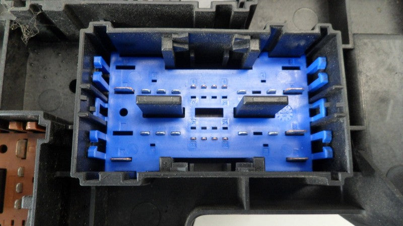 4692283AA 2008-2011 Dodge Dakota Fuse Box Engine Bay Used 4692283AA OEM