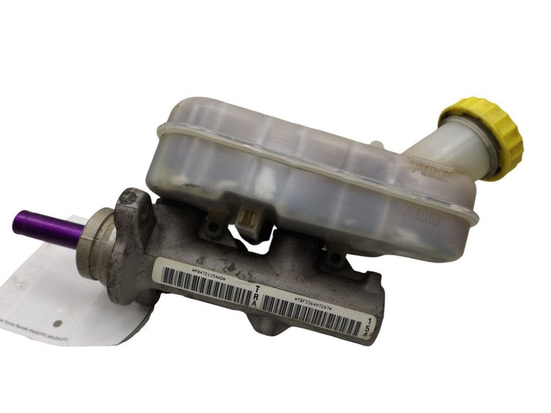 4877805AH 2004-2008 Chrysler Pacifica Brake Master Cylinder W/ Reservoir Used OEM