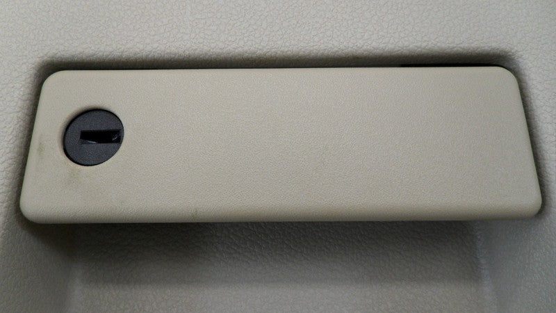 5F9X74060T10AW 2005-2007 Ford Five Hundred Front Glove Box Used 5F9X74060T10AW OEM