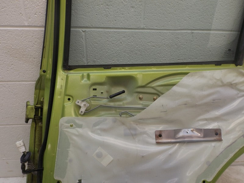 96942266 2004-2008 Chevrolet Aveo Passenger Rear RR Exterior Door Assembly Used OEM