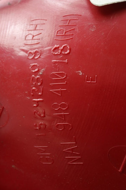 15242808 2005-2010 Pontiac G6 Passenger Rear RR Tail Light Used OEM 15242808