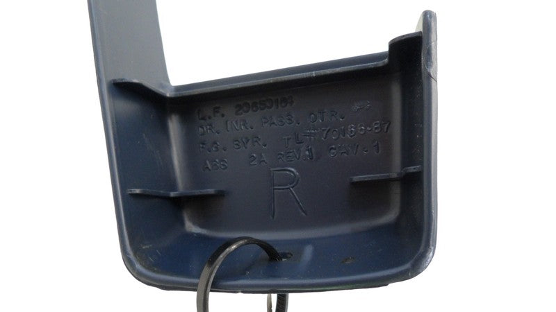 20650164 1986-1988 Oldsmobile 98 Passenger Front Right Seat Trim Panel Used 20650164 