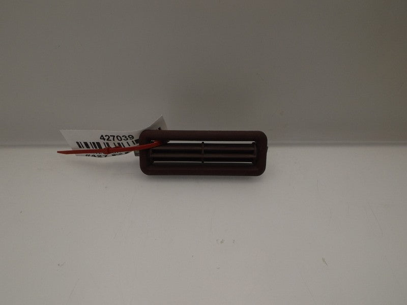 15675658 1988-1994 Chevrolet,GMC, Suburban Roof Vent 15675658 Red OEM Used