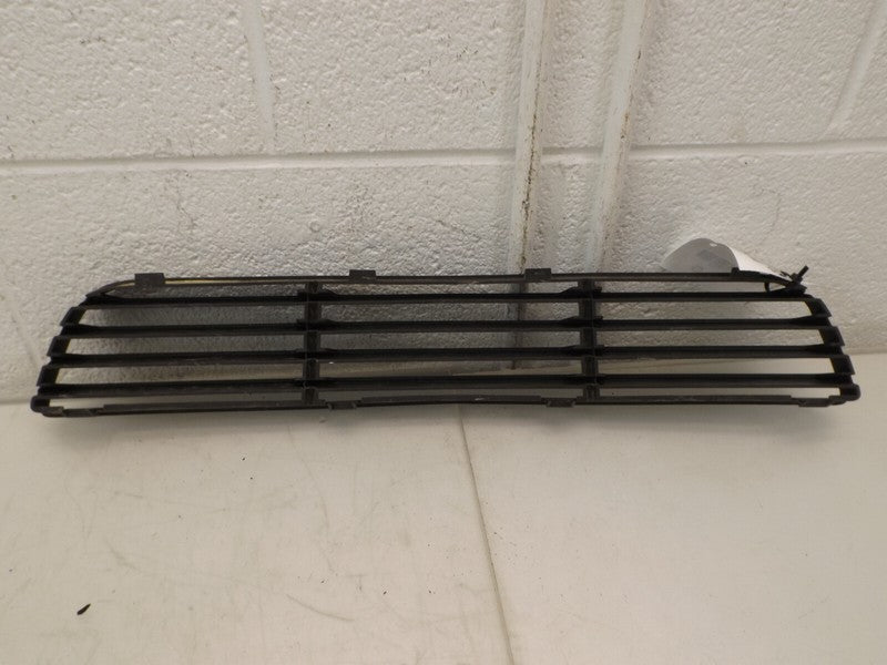15276074 2005-2010 Chevrolet Cobalt Front Grille Used OEM 15276074