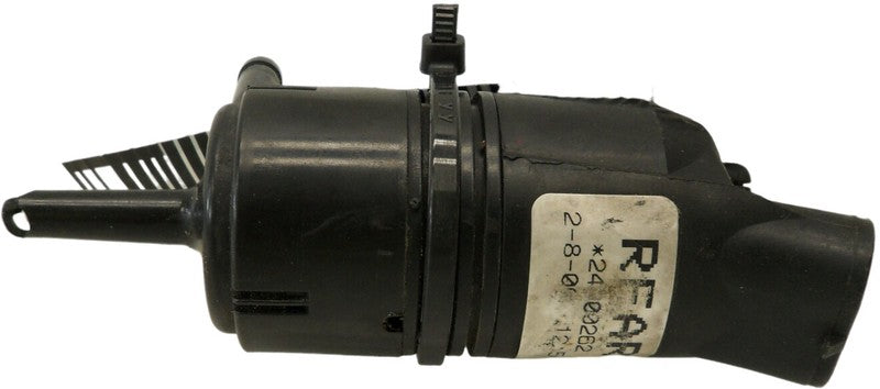 89025062 1998-2005 Chevrolet Blazer Windshield Washer Pump Used OEM 24000262