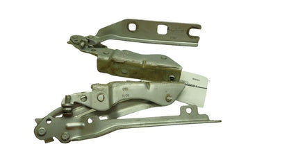 5K0823301 2006-2009 Volkswagen Rabbit Driver FL Passenger FR Hood Hinge Used 5K0823301 OEM