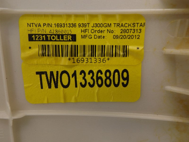 16931336 2011-2016 Chevrolet Cruze Passenger Right Dash Trim Panel Used 95034584