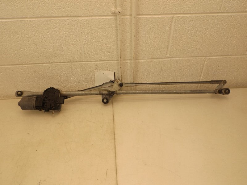 05303714 2008-2010 Dodge Avenger Windshield Wiper Motor &amp; Trans Used 68003830AA 