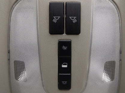 22780296 2010-2017 Chevrolet Equinox Dome Light Assembly Used OEM AKE17591