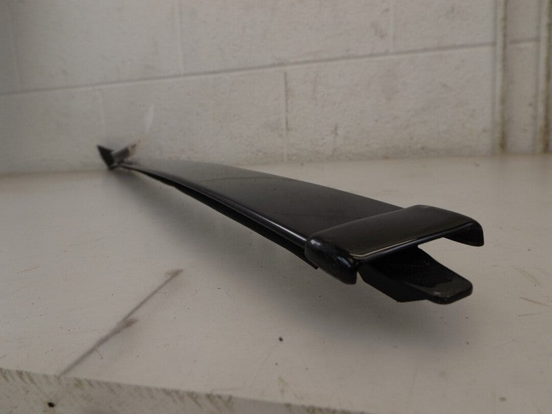 25762525 2004-2009 Cadillac SRX Passenger FR Windshield Molding Used OEM 15255463
