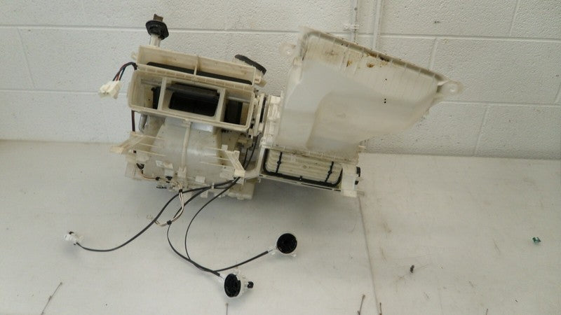 2007-2011 Toyota Yaris A/C Evaporator Core & Case Assembly Used OEM