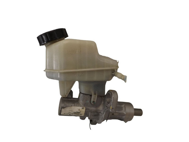 84073180 2012-2017 Buick Verano Brake Master Cylinder 2.4L Used 84073180 OEM
