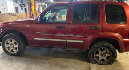 3157P277W 2002-2007 Jeep Liberty Passenger RL Tail Light Assembly Used 55155828AH OEM