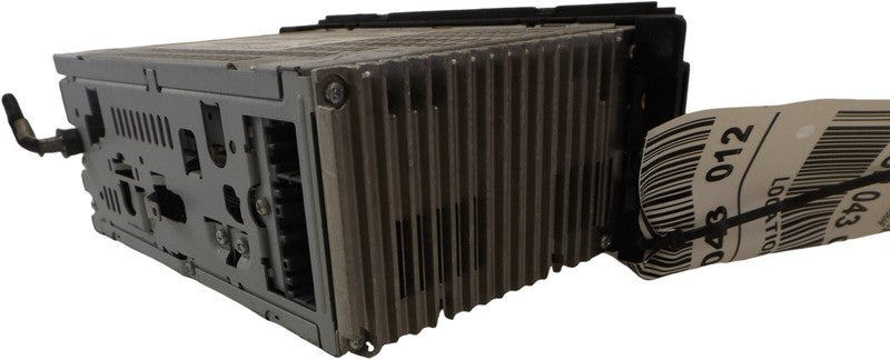 56043286AF 2001-2007 Chrysler Town &amp; Country Radio Unit Used OEM 05064042