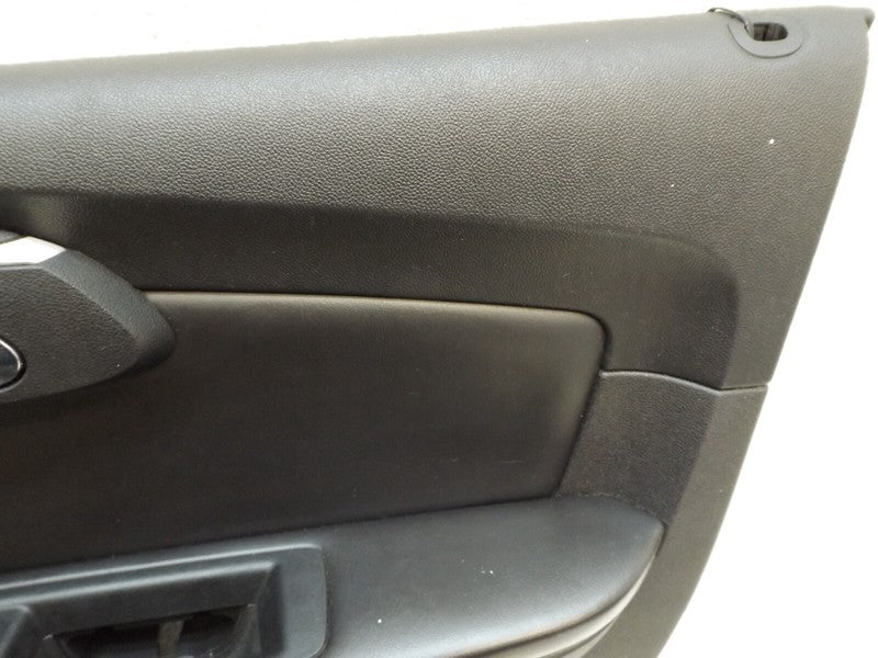 20934728 2009-2012 Chevrolet Traverse Front Right Door Trim Panel 20934728 OEM USED