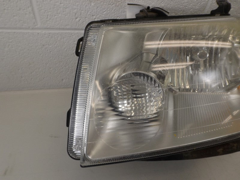 6F9Z13008A 2005-2007 Ford Freestyle Driver FL Headlight Used OEM 6F9Z13008A