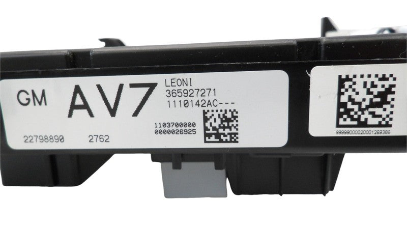 22798890 2013-2014 Buick Verano Fuse Box Used 22798890 OEM