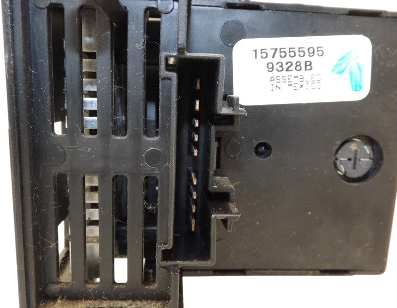 15755595 1999-2006 Chevrolet Silverado 1500 Headlight Switch Used OEM 15755595