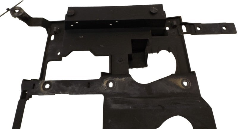 15751697 1999-2006 Chevrolet Silverado 1500 Driver FL Headlight Bracket Used OEM
