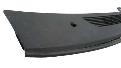 25722827 1999-2003 Buick Park Avenue Windshield Defroster Nozzle Used 25722827 OEM