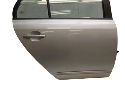 770031D010 2007-2012 Kia Rondo Passenger Rear RR Exterior Door Assembly Used OEM 770031D010