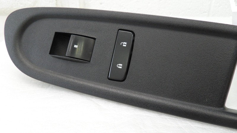 25868362 2009-2012 Chevrolet Traverse FR Door Window Switch Bezel Used 25868362 OEM