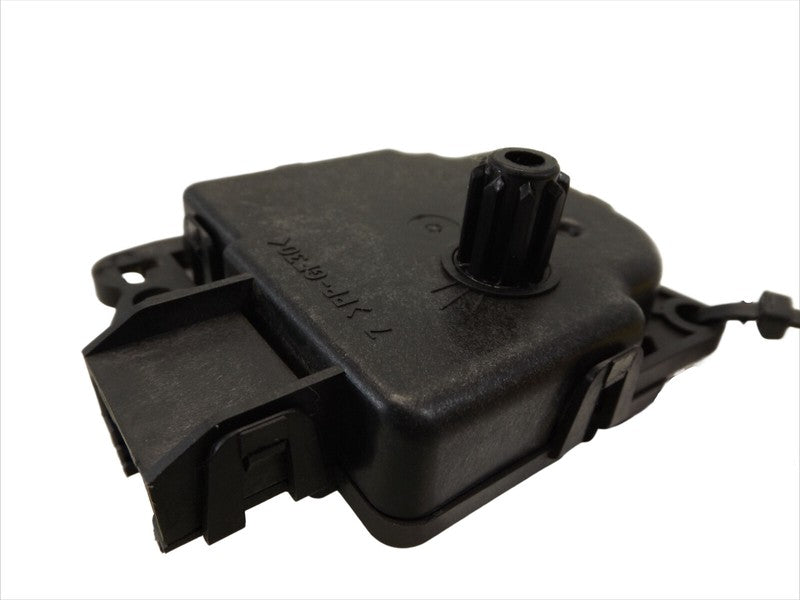 8679001 Chrysler Town &amp; Country HVAC Blend Door Actuator 8679001 OEM USED