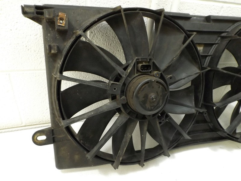 12487606 2002-2005 Buick LeSabre Engine Cooling Fan Shroud Used OEM 12487606