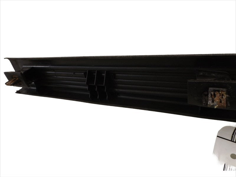 20916188 2009-2012 Chevrolet Traverse Passenger FR  Kick Panel Trim Used 20916183 OEM