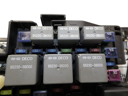 919501D200 2007-2012 Kia Rondo Fuse Relay Box Used OEM 919501D210