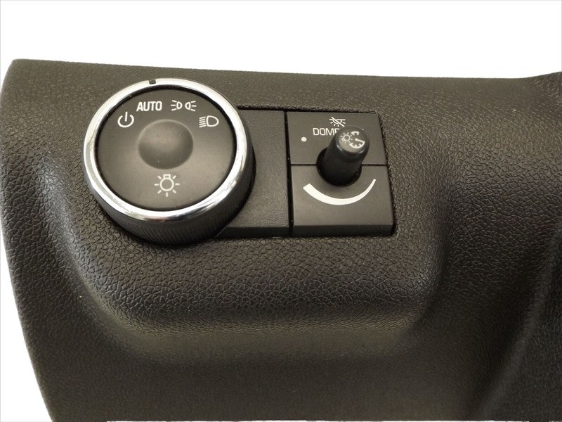 22938737 2009-2012 Chevrolet Traverse Instrument Panel Knee Bolster Used 22938737 OEM