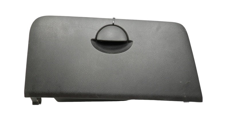 96443395 2004-2008 Chevrolet Aveo Front Glove Box Assembly Used 96443395 OEM