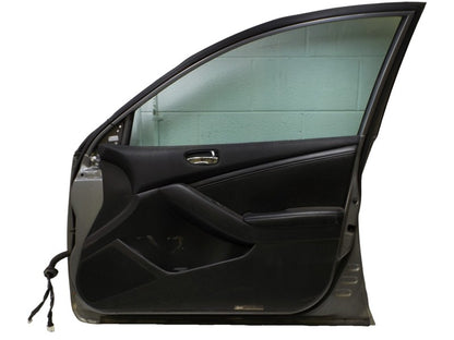 801019HA0A 2007-2012 Nissan Altima Passenger Front FR Door Assembly Used OEM 801019HA0A
