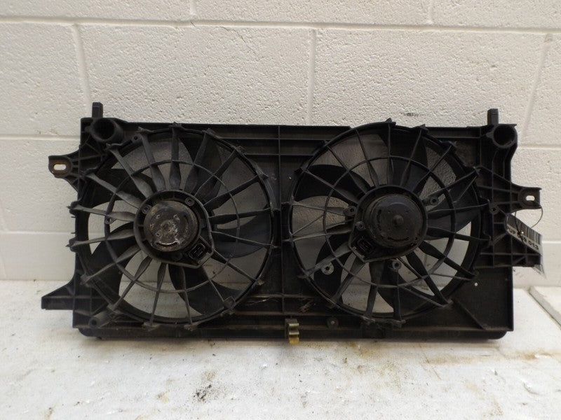 89019107 2004-2008 Pontiac Grand Prix Engine Cooling Fan Assembly Used OEM 89019107