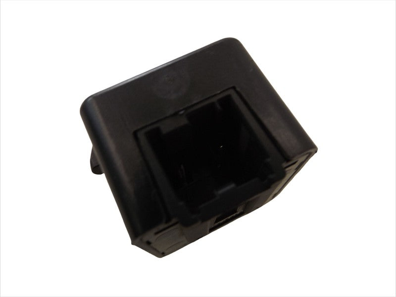 04602751AA Chrysler / Jeep / Town &amp; Country Liftgate Release Switch 04602751AA OEM USED