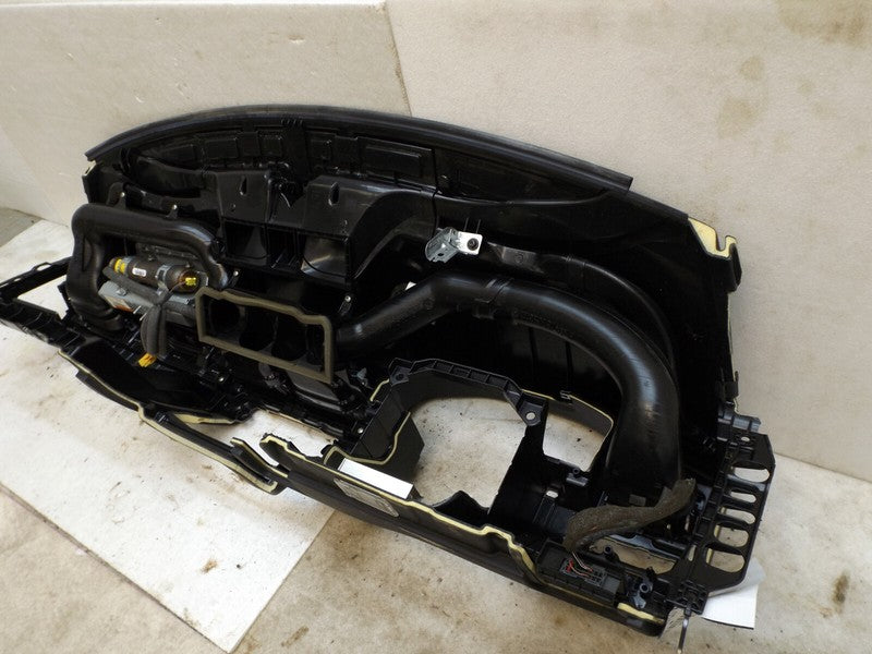 39891814 2010-2016 Volvo XC70 Dashboard Panel Assembly Used OEM 39891814