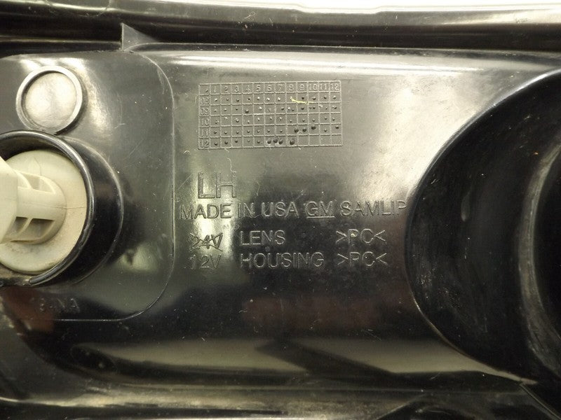 20794799 2009-2012 Chevrolet Traverse FL Turn Signal Light Assembly Used 20794798 OEM