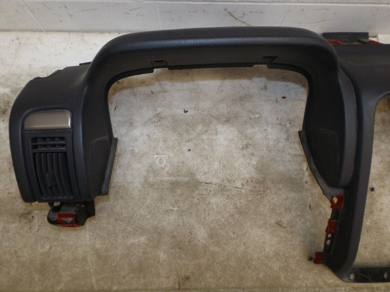 UC241K9AB 1999-2004 Jeep Grand Cherokee Dashboard Assembly Used OEM 55116275AB