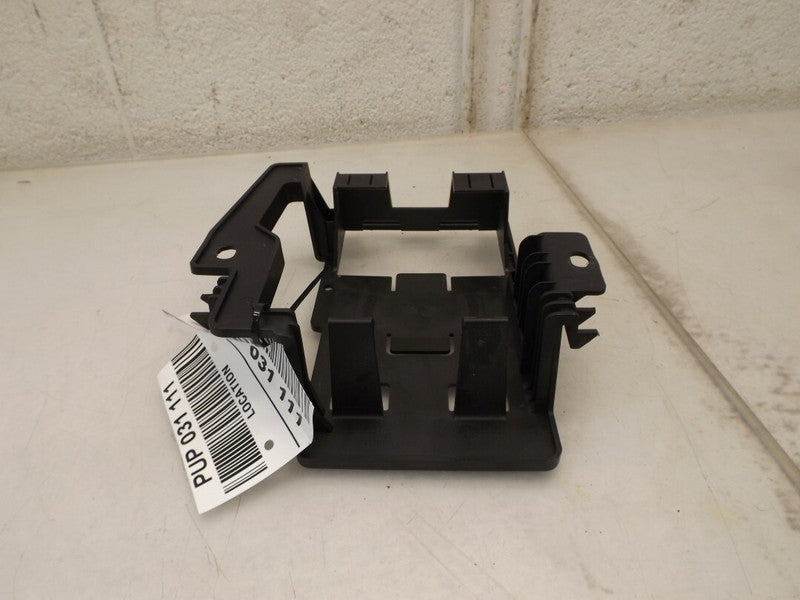 21992664 2004-2009 Cadillac SRX Communication Interface Module Bracket Used OEM