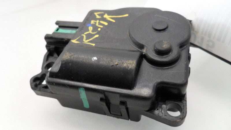 545250008 2015-2018 Dodge Grand Caravan HVAC Air Inlet Door Actuator Used 545250008 OEM