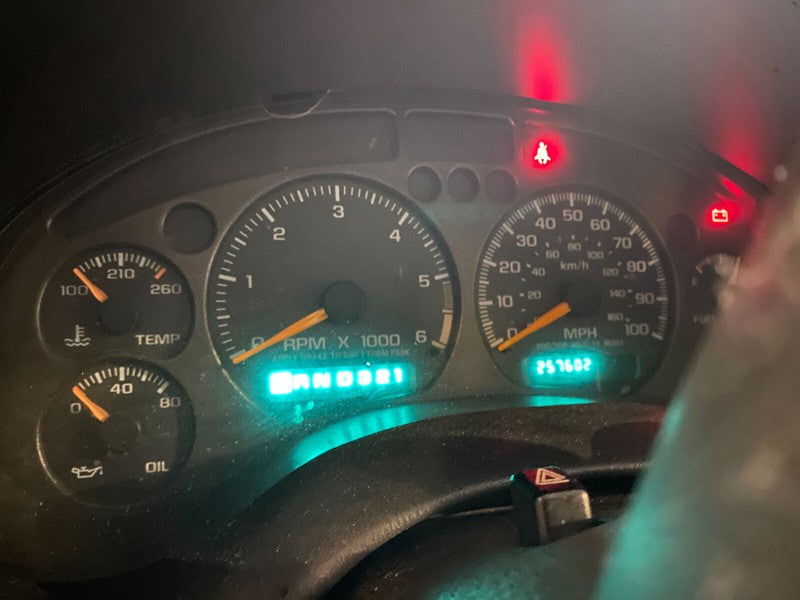 19179679 1998-2005 Chevrolet Blazer Driver Rear RL Tail Light Used OEM 16518499A39