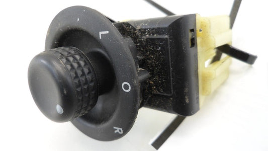 56040694AD 2007-2010 Jeep Compass Driver FL Door Mirror Switch Used 56040694AD OEM